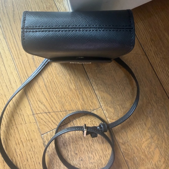 Kate Spade Black Leather Phone Bag in mint condition - Picture 4 of 6